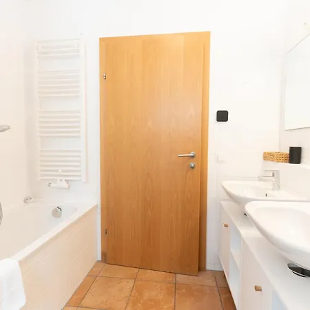 Apartament Schoenblick - Martina 4 By Interhome Rauris